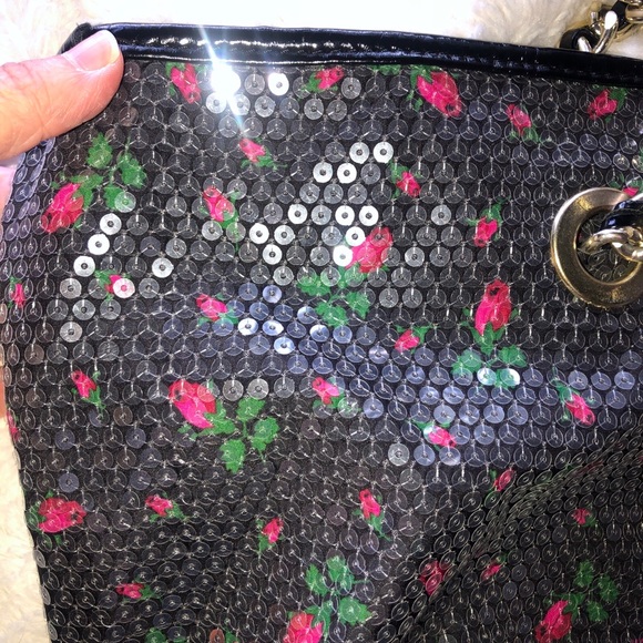 Betsy Johnson sequin floral (roses) Tote. Large  chain double handle - Picture 14 of 16